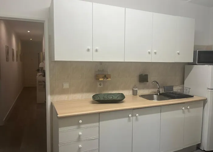 Sweet House בית הארחה *